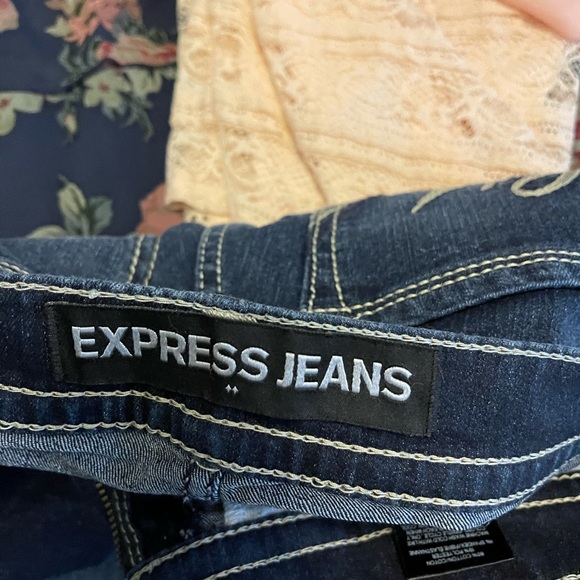 Express Jeans - Picture 4 of 8